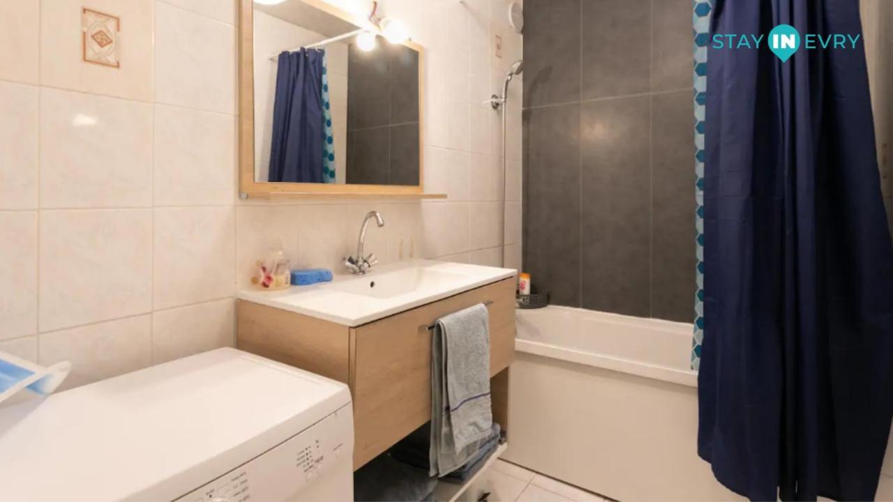 Stay In Evry Courcouronnes Екстер'єр фото